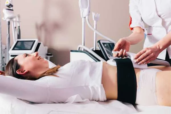 woman having body sculpting to help improve her body image and her mental health Waltham Abbey
